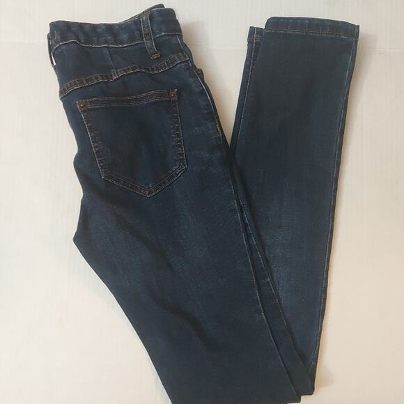Free People Dark Wash Denim Jeans 26 Winter Classic Preppy Festival Minimalist - Picture 1 of 11